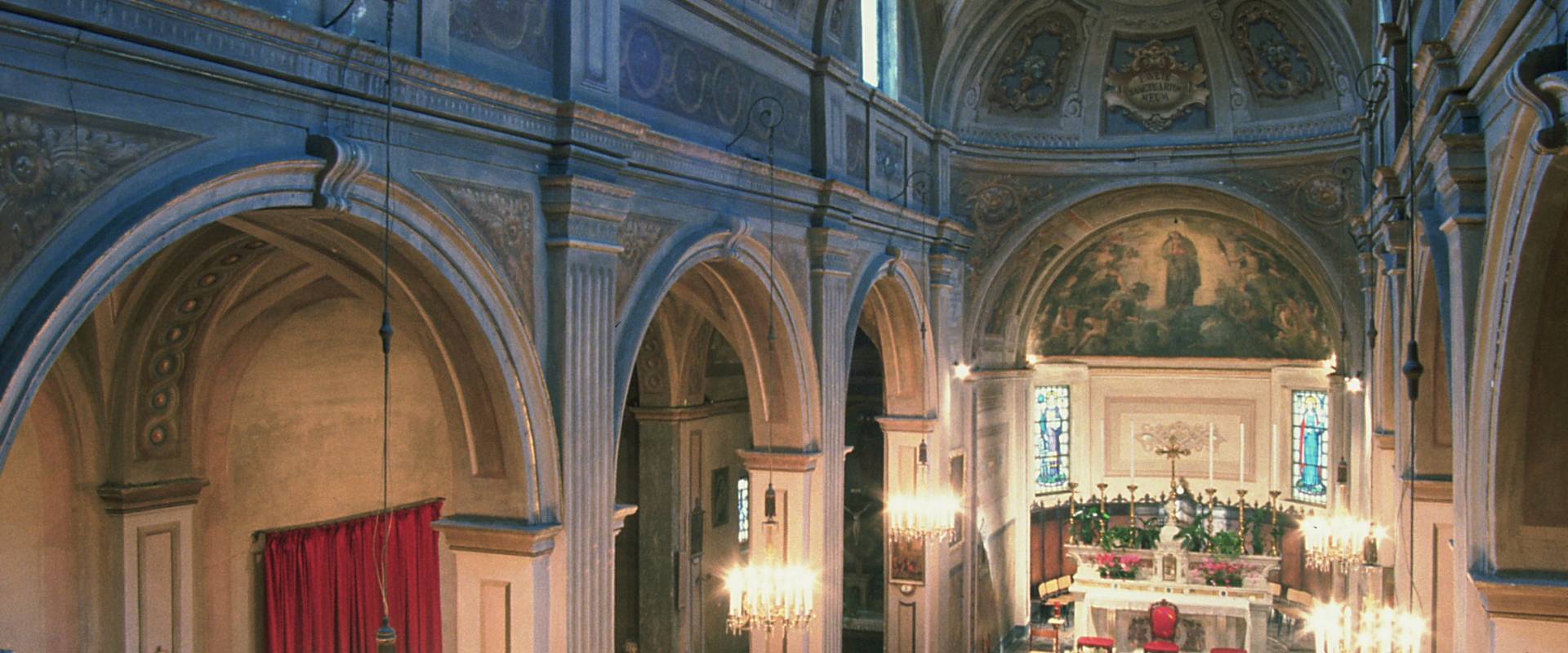 Chiesa della Natività di Maria. Interno foto di Samaritani